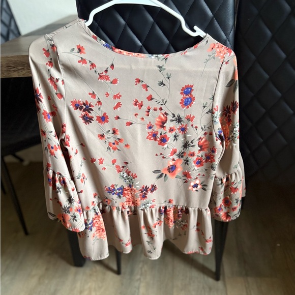 Fall top - Picture 2 of 3